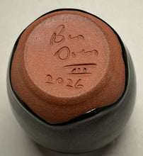 Load image into Gallery viewer, Egg Vase in Mirror Black, 5.5"h (Ben Owen III)