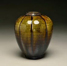 Load image into Gallery viewer, Square-Shouldered Melon Egg Vase in Mirror Black, 5"h (Pots From The Past)