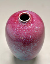 Load image into Gallery viewer, Egg Vase in Aurora, 9"h (Ben Owen III)