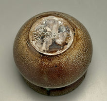 Load image into Gallery viewer, Honey Pot in Salt & Ash Glazes, 3.75"h (Ben Owen Sr.)