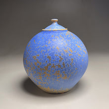 Load image into Gallery viewer, Covered Jar in Stardust Blue, 10.25"h (Ben Owen III)