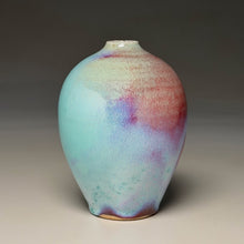 Load image into Gallery viewer, Egg Vase #2 in Aurora, 5.75"h (Ben Owen III)