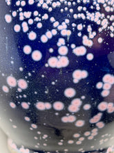 Load image into Gallery viewer, Edo Jar in Nebular Purple, 8.75"h (Ben Owen III)