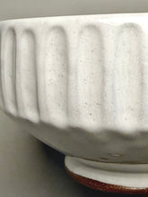Load image into Gallery viewer, Carved Beveled Bowl in Dogwood White, 8"dia. (Ben Owen III)