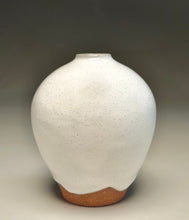 Load image into Gallery viewer, Rounded Egg Vase in Dogwood White, 5.5"h (Ben Owen III)