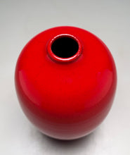 Load image into Gallery viewer, Egg Vase in Chinese Red, 9.25"h (Ben Owen III)