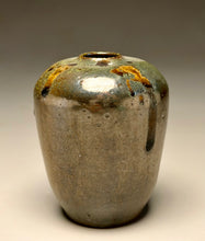 Load image into Gallery viewer, Egg Vase in Frogskin, 4.25"h (Ben Owen Sr.)