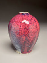 Load image into Gallery viewer, Melon Egg Vase #2 in Pomegranate, 5"h (Ben Owen III)