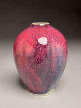 Load image into Gallery viewer, Melon Egg Vase #2 in Pomegranate, 5"h (Ben Owen III)