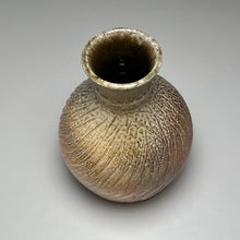 Load image into Gallery viewer, Combed Bottle in Ash & Salt, 6.25"h (Silas Bradley)