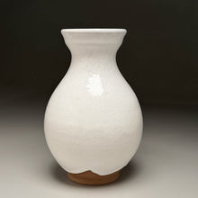 Load image into Gallery viewer, Han Vase in Dogwood White, 9.25"h (Ben Owen III)