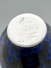 Load image into Gallery viewer, Melon Egg Vase in Cobalt Crystalline, 8.5"h (Ben Owen III)