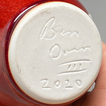 Load image into Gallery viewer, Melon Egg Vase in Cabernet, 6.25"h (Ben Owen III)