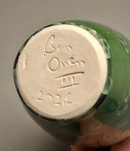 Load image into Gallery viewer, Dogwood Vase in Lily Pad Green, 8.25"h (Ben Owen III)
