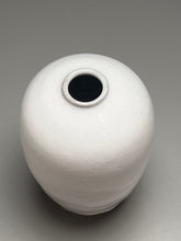 Load image into Gallery viewer, Egg Vase in Dogwood White, 6&quot;h (Ben Owen III)
