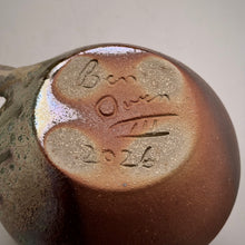 Load image into Gallery viewer, Melon Mug in Copper Penny, 4.25"h (Ben Owen III)
