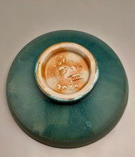 Load image into Gallery viewer, Beveled Bowl in Aurora, 5.25"dia. (Ben Owen III)
