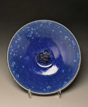 Load image into Gallery viewer, Flair Bowl in Cobalt Crystalline, 9.25"dia. (Ben Owen III)
