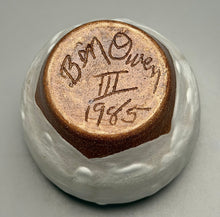 Load image into Gallery viewer, Square Shouldered Vase in Dogwood White, 5.25"h (Pots From The Past)
