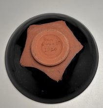 Load image into Gallery viewer, Flair Bowl #4 in Mirror Black, 7"dia. (Benjamin Owen IV)
