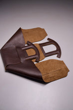 Load image into Gallery viewer, The Busbee Bag - Tea
