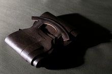 Load image into Gallery viewer, The Busbee Bag - Tea
