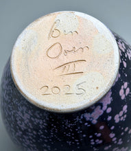 Load image into Gallery viewer, Edo Jar in Nebular Purple, 10.5"h (Ben Owen III)
