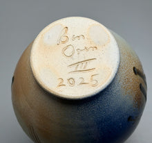 Load image into Gallery viewer, Combed Han Vase in Multi-Layer Glaze, 9.5"h (Ben Owen III)
