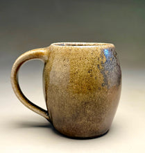 Load image into Gallery viewer, Mug in Copper Penny 4.25"h (Tableware Collection)
