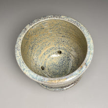 Load image into Gallery viewer, Combed Planter Set in Cloud Blue, 7&quot;dia. (Ben Owen Pottery Collection)
