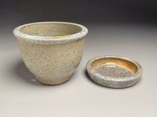 Load image into Gallery viewer, Combed Planter Set in Cloud Blue, 7&quot;dia. (Ben Owen Pottery Collection)
