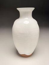 Load image into Gallery viewer, Dogwood Vase #2 in Dogwood White, 9.25&quot;h (Ben Owen III)
