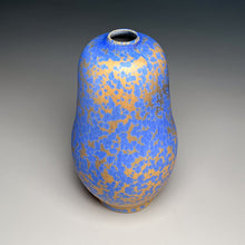 Load image into Gallery viewer, Gourd Vase #2 in Stardust Blue, 11&quot;h (Ben Owen III)
