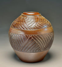 Load image into Gallery viewer, Carved Urn in Salt Glaze, 9.25"h (Ben Owen III)
