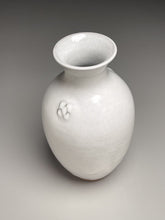 Load image into Gallery viewer, Dogwood Vase in Dogwood White, 9.5&quot;h (Ben Owen III)
