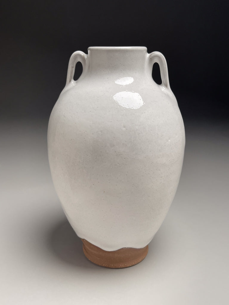 Tang Vase in Dogwood White, 9