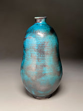 Load image into Gallery viewer, Gourd Bottle in Chinese Blue, 12.5&quot;h (Pots From The Past)
