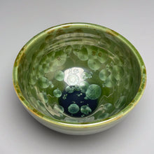 Load image into Gallery viewer, Contour Bowl #1 in Lily Pad Green Crystalline, 5.25&quot;dia. (Ben Owen III)
