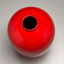 Load image into Gallery viewer, Egg Vase #1 in Chinese Red, 6.25&quot;h (Ben Owen III)
