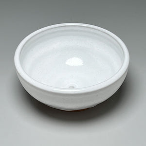 Bowl in Dogwood White, 6"dia. (Benjamin Owen IV)