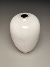 Load image into Gallery viewer, Egg Vase #4 in Dogwood White, 8.5&quot;h (Ben Owen III)
