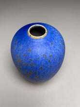 Load image into Gallery viewer, Egg Vase in Stardust Blue, 5.75&quot;h (Ben Owen III)
