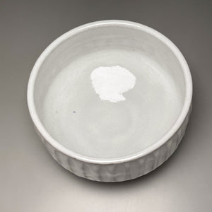 Carved Serving Bowl in Dogwood White, 8.75"dia. (Ben Owen III)