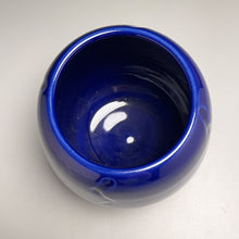 Load image into Gallery viewer, Carved Flower Vase #2 in Cobalt Blue, 5.25&quot;h (Bryan Pulliam)
