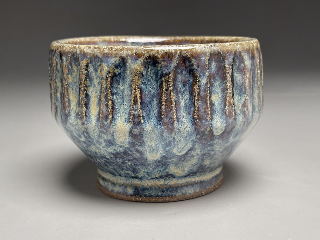 Carved Bowl in Cloud Blue, 4.25