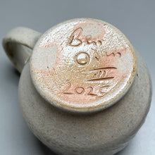 Load image into Gallery viewer, Combed Mug in Ash &amp; Copper Coral Glazes, 4&quot;h (Ben Owen III)
