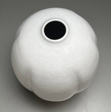 Load image into Gallery viewer, Melon Egg Vase in Dogwood White, 8.75&quot;h (Ben Owen III)
