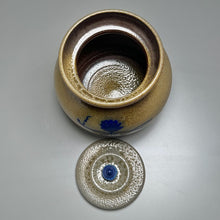 Load image into Gallery viewer, Lidded Jar in Salt Glaze with Cobalt Grapevine, 6&quot;h (Ben Owen Sr.)
