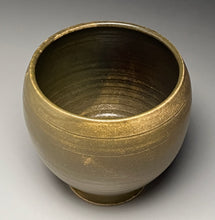 Load image into Gallery viewer, Contour Flower Vase in Frogskin, 6.5&quot;h (Ben Owen III)
