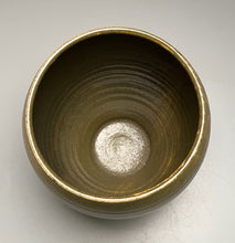 Load image into Gallery viewer, Contour Flower Vase in Frogskin, 6.5&quot;h (Ben Owen III)
